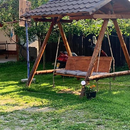 Hotel Casa Mari Cîrţişoara Exteriér fotografie